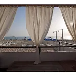 Pretty In Scoglitti, Sicily Διαμέρισμα *