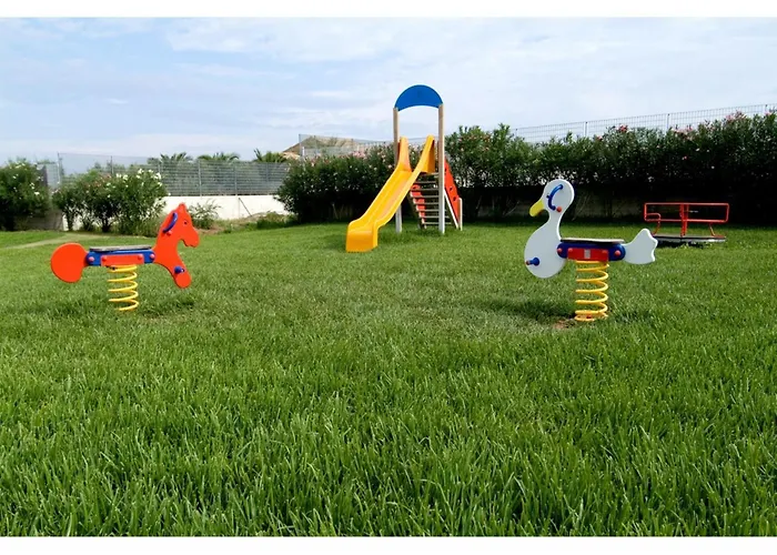 Pretty In Scoglitti, Sicily Apartment *