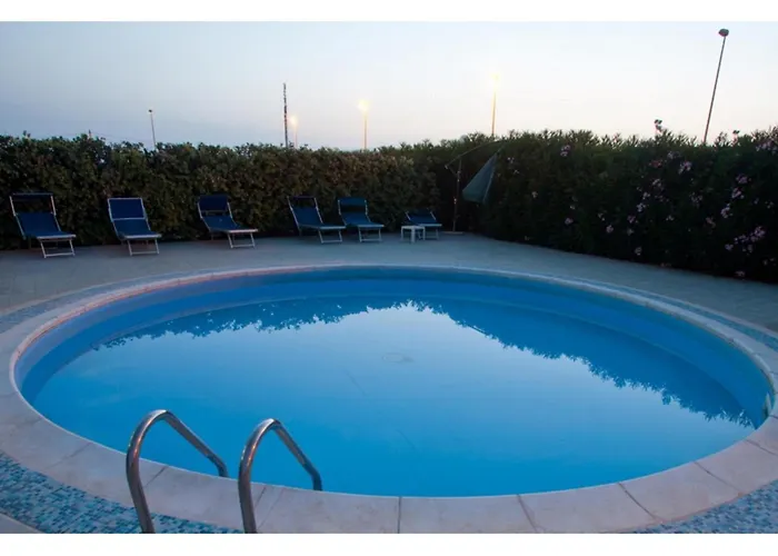 Pretty In Scoglitti, Sicily Apartment *