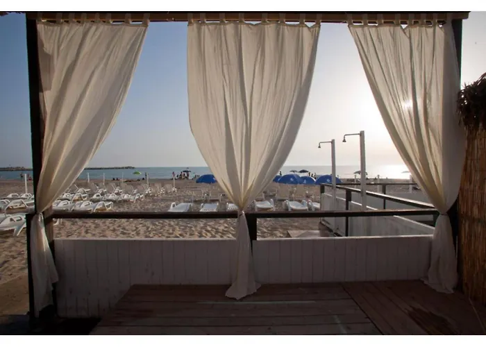 Pretty In Scoglitti, Sicily Apartment *